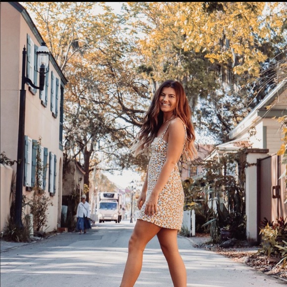 sunflower dress 🤎 - Picture 2 of 2